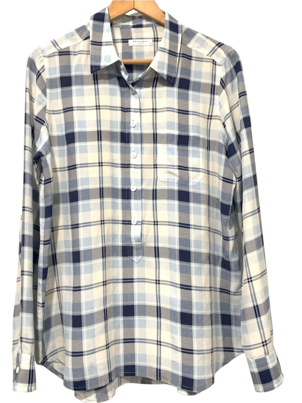 Equipment Femme 100% Silk Popover Blue White Plaid Top 6 Button Front size Large